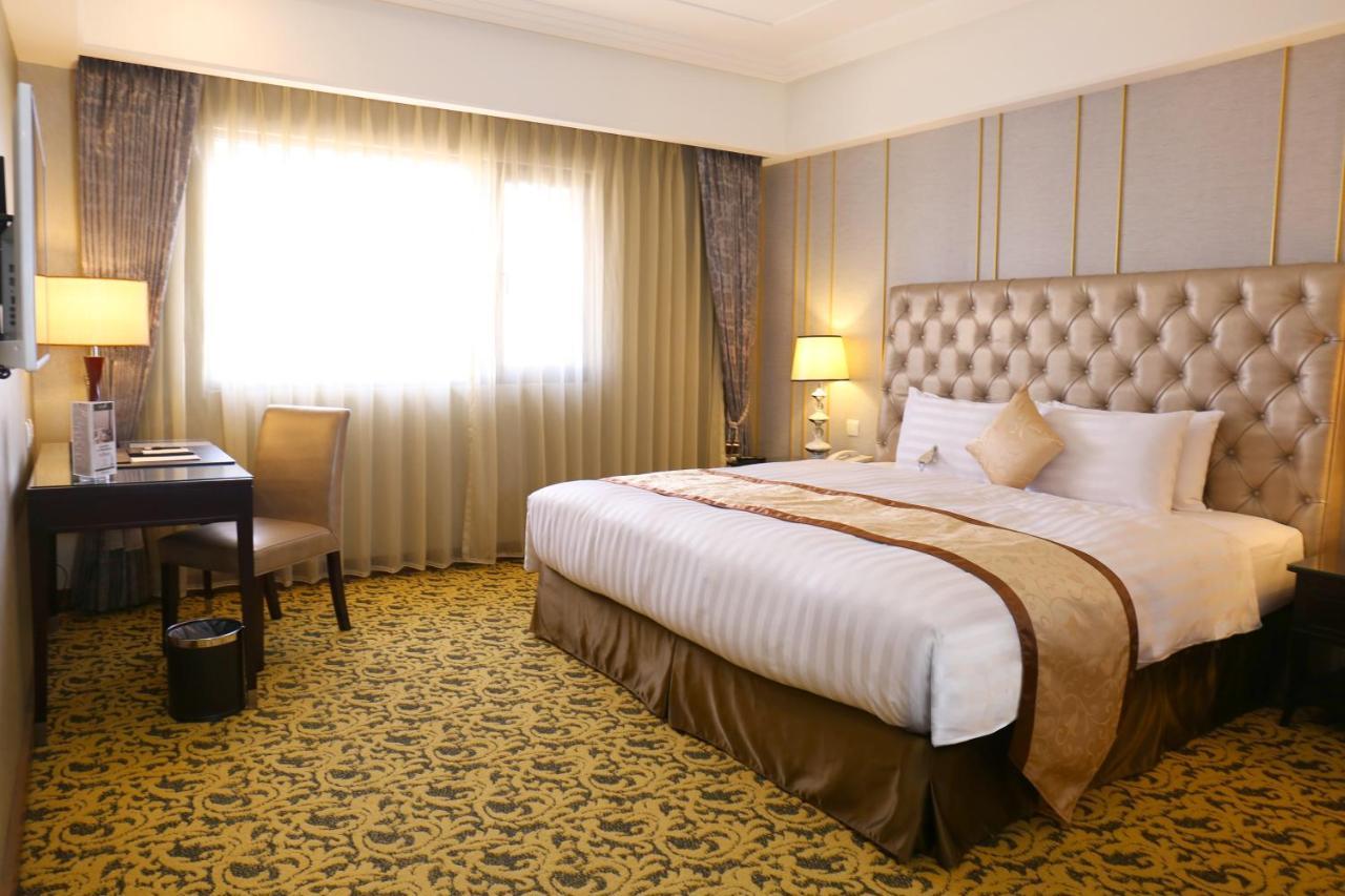 Fushin Hotel - Tainan Eksteriør billede
