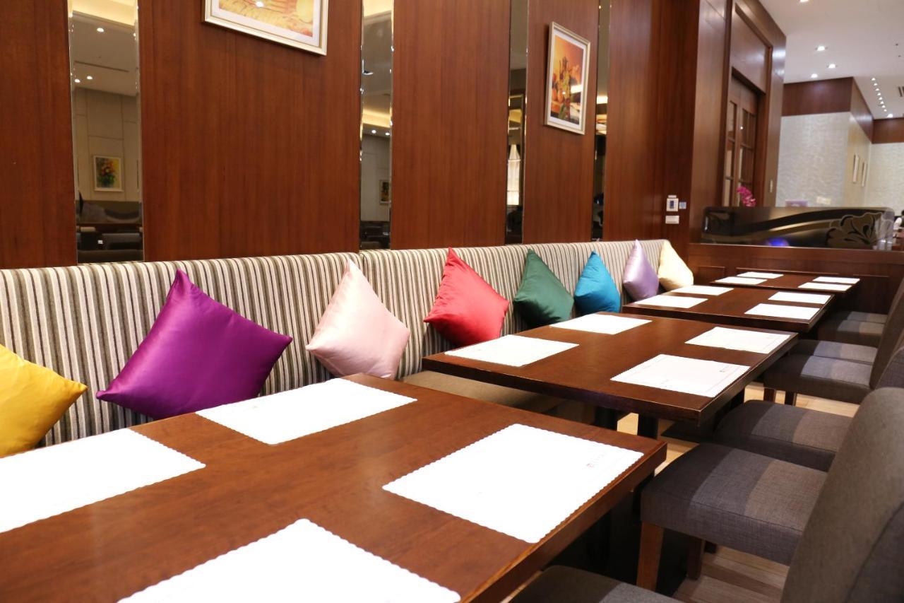 Fushin Hotel - Tainan Eksteriør billede